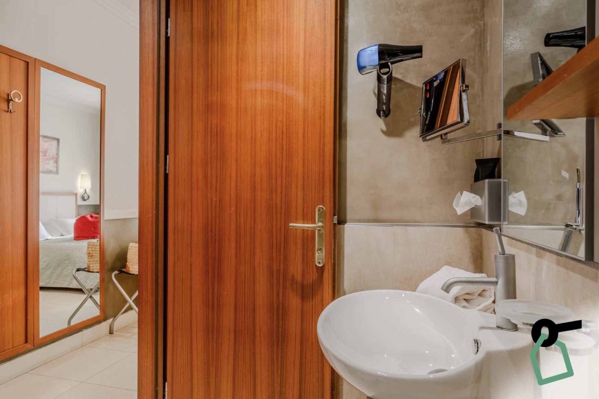 Hotiday Collection - Centro 3* Alassio