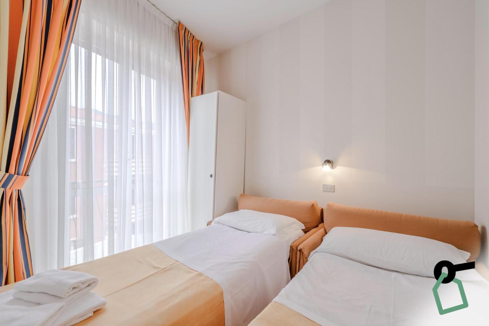 Hotel Hotiday Collection - Centro 3*
