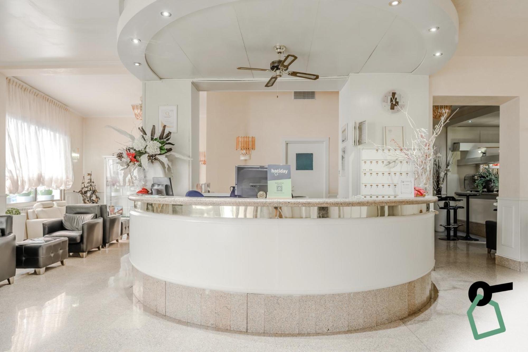 Hotiday Collection - Centro Hotel
